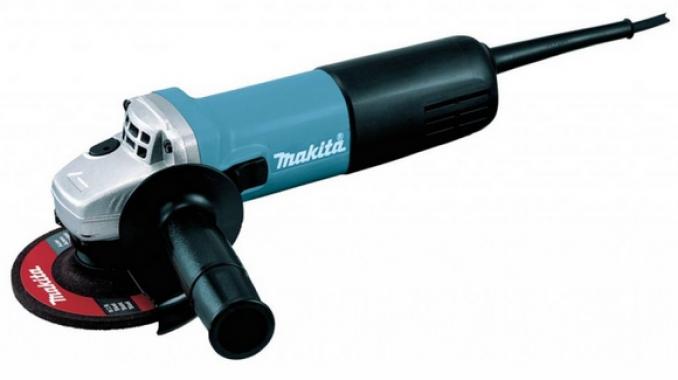 Makita 9557HN